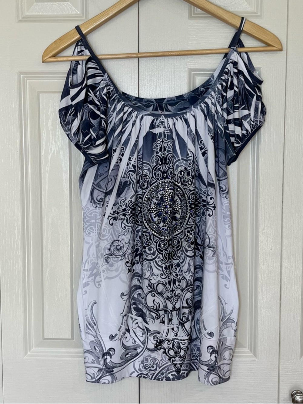 YO YO 5 Cold Shoulder Burnout Top Embellished Rhinestones Y2K Women’s Size XL